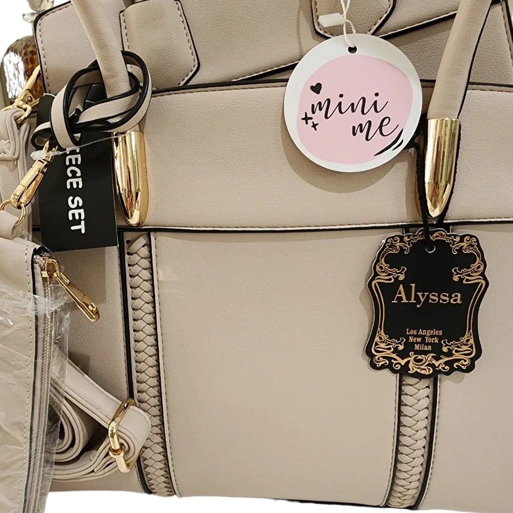 Alyssa New 3-Piece Beige Tote Handbah Set - Shoulder Bag, Crossbody & Wristle